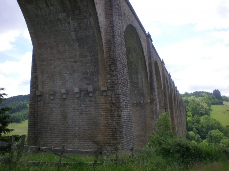 Viaduc de Mussy-sous-Dun, visite du patrimoine feroviare avec un guide de pays